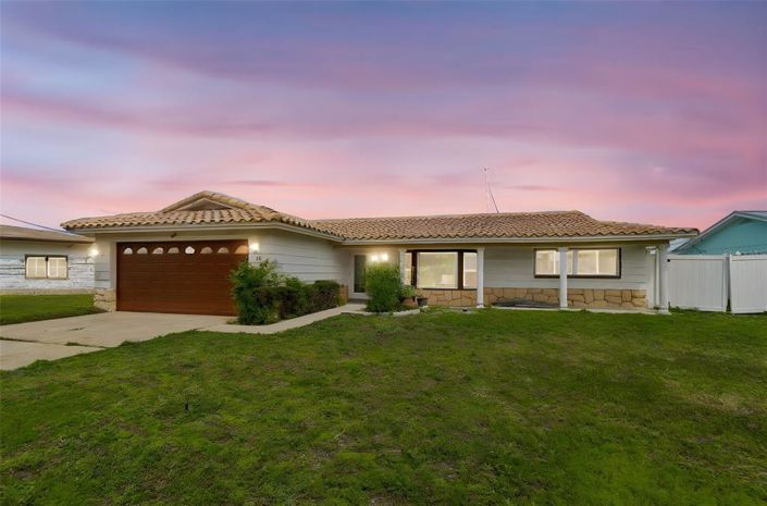 Image No.2-3 Bed Property for sale