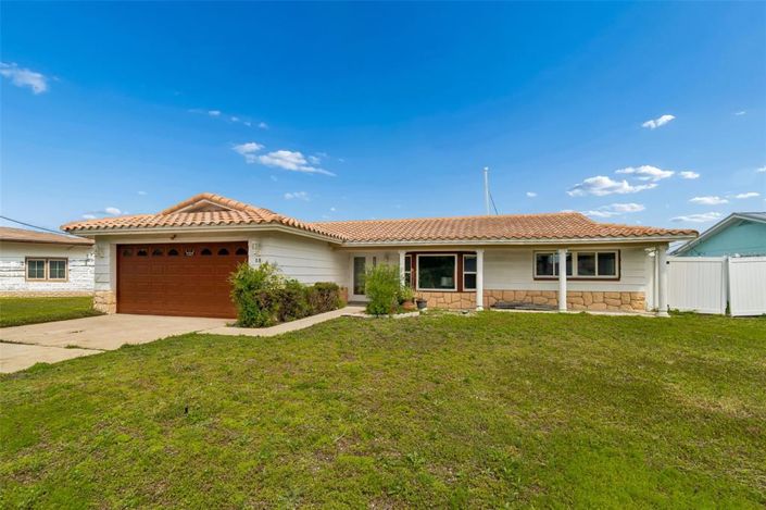 Image No.3-3 Bed Property for sale