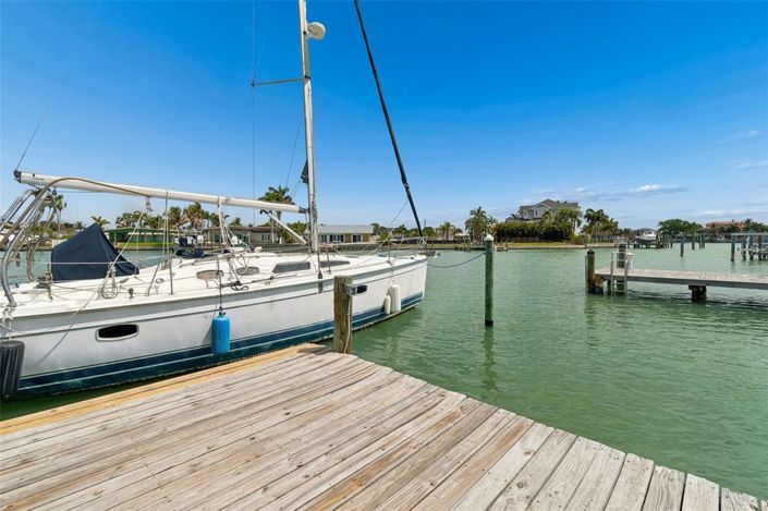 Image No.40-3 Bed Property for sale