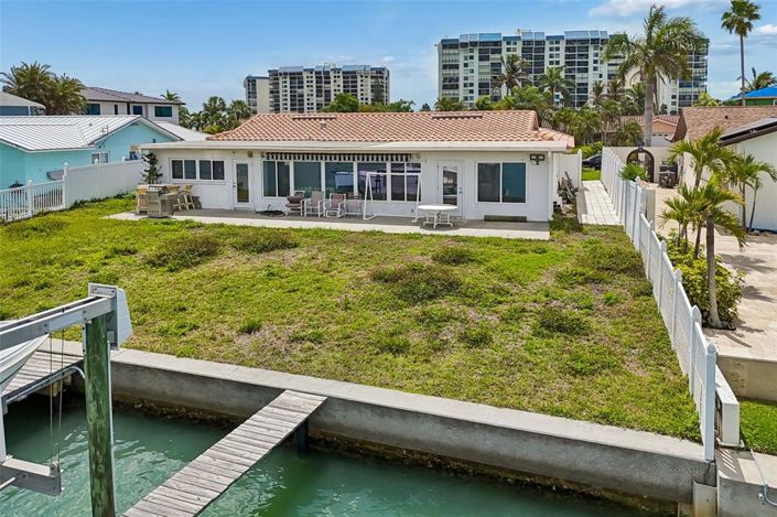 Image No.45-3 Bed Property for sale