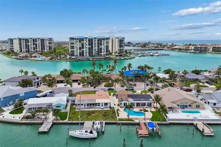 Image No.51-3 Bed Property for sale