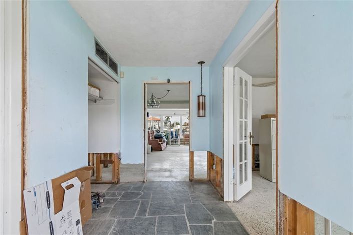 Image No.6-3 Bed Property for sale