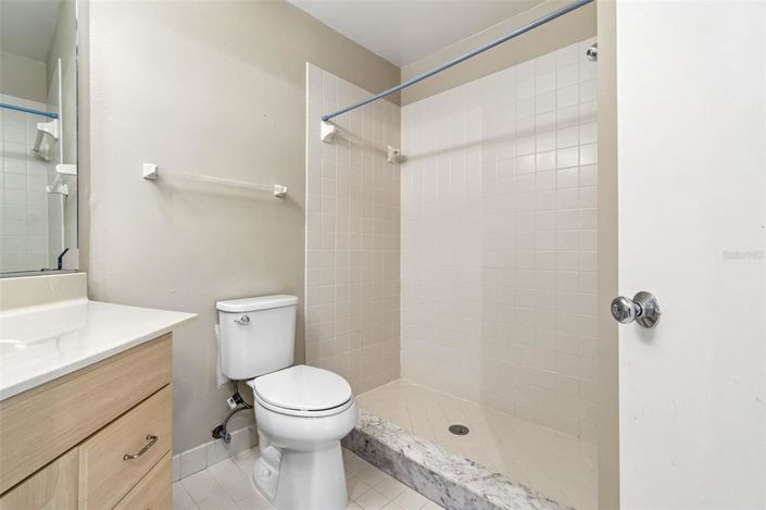 Image No.19-2 Bed Property for sale