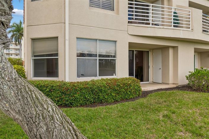 Image No.22-2 Bed Property for sale