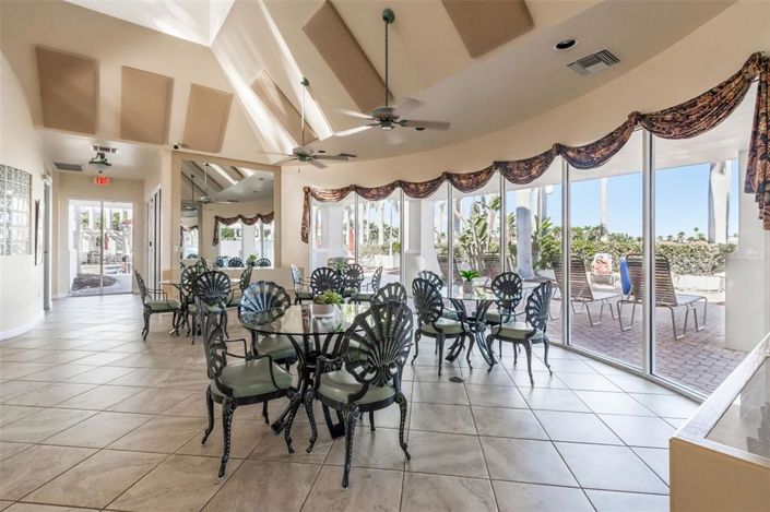 Image No.28-2 Bed Property for sale