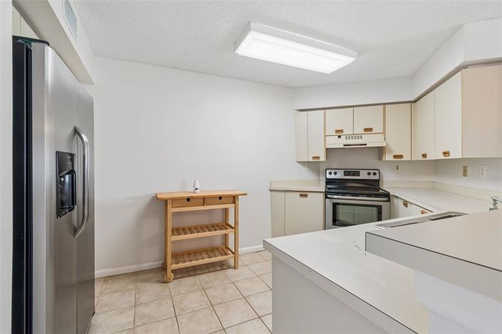 Image No.5-2 Bed Property for sale