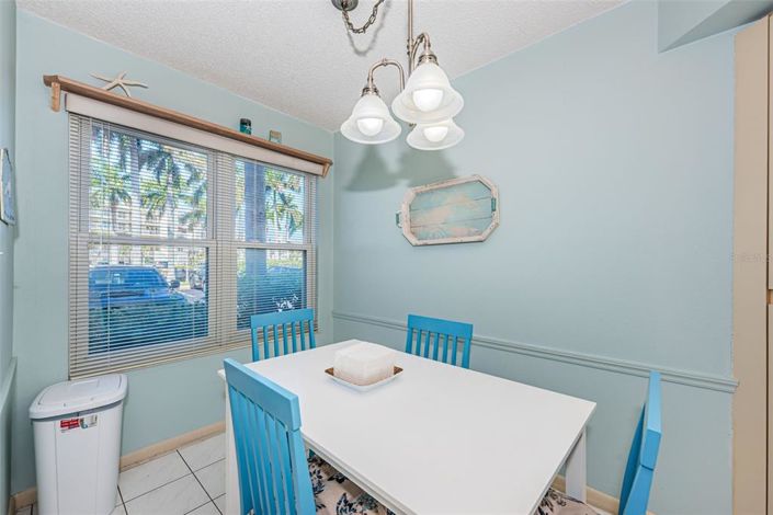 Image No.17-2 Bed Property for sale