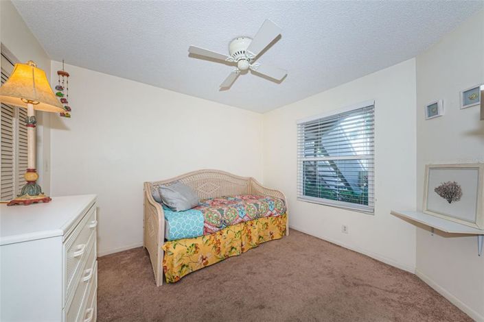 Image No.22-2 Bed Property for sale