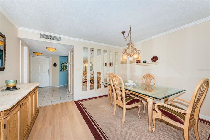 Image No.3-2 Bed Property for sale