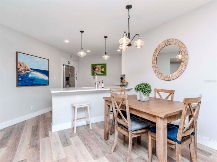 Image No.21-2 Bed Property for sale