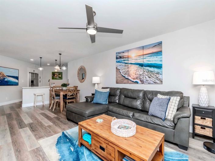 Image No.24-2 Bed Property for sale