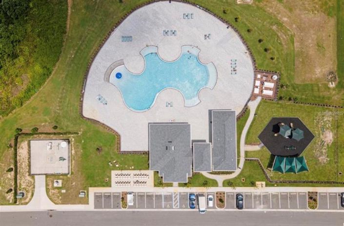 Image No.19-3 Bed Property for sale