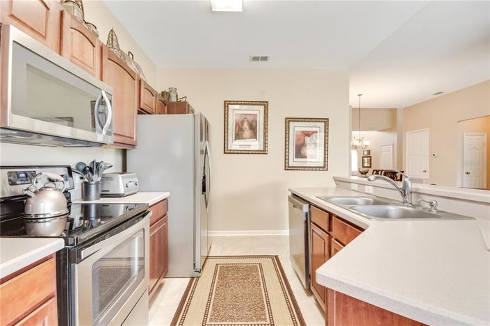 Image No.12-5 Bed Property for sale