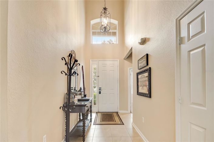 Image No.16-5 Bed Property for sale