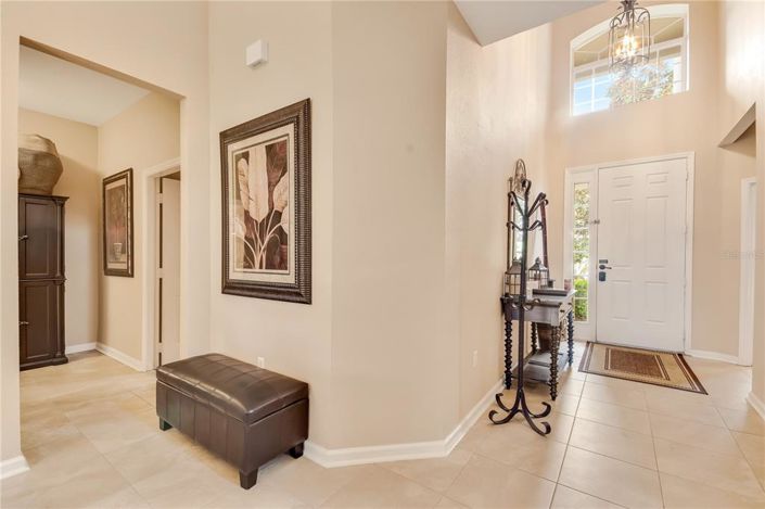 Image No.19-5 Bed Property for sale