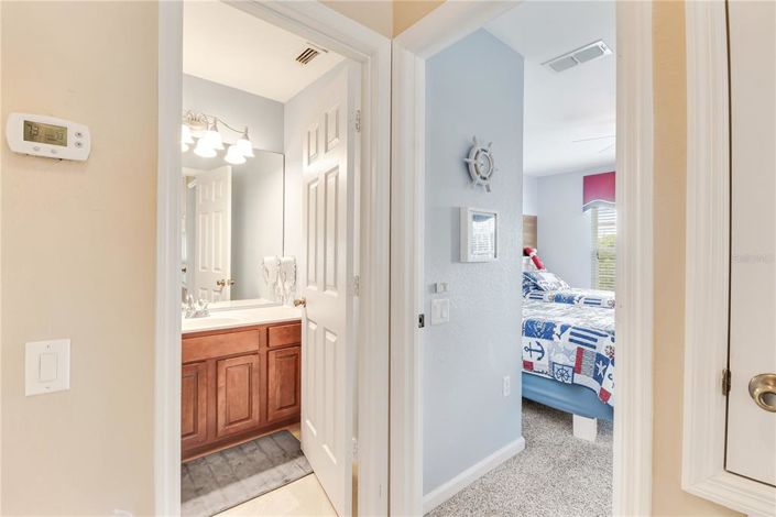 Image No.28-5 Bed Property for sale