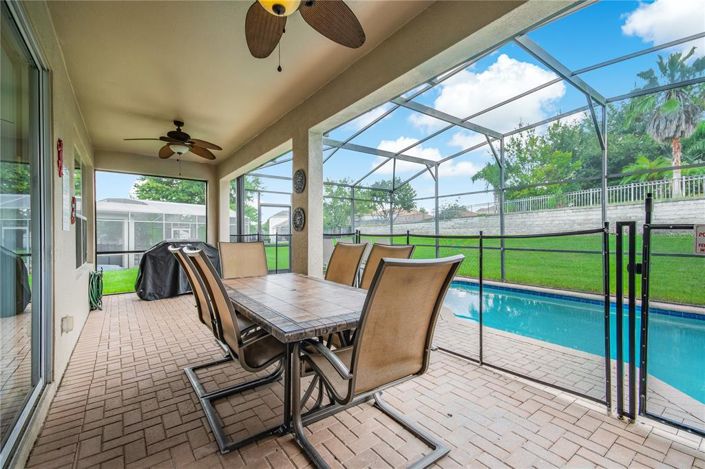 Image No.34-5 Bed Property for sale