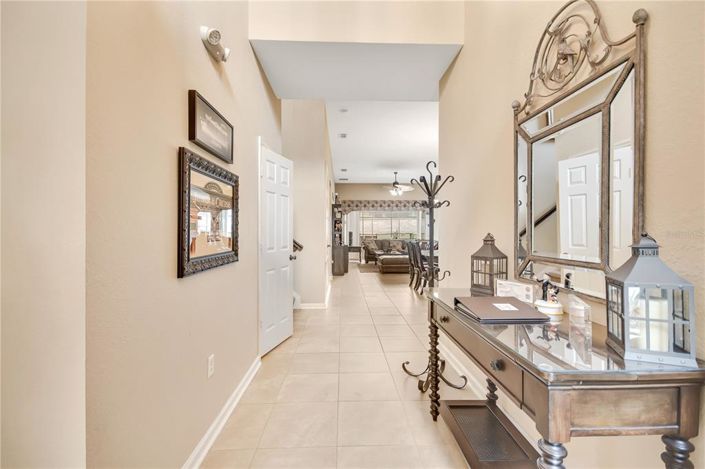 Image No.6-5 Bed Property for sale