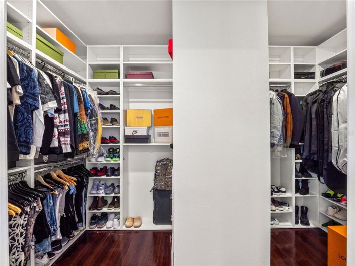 Image No.24-4 Bed Property for sale