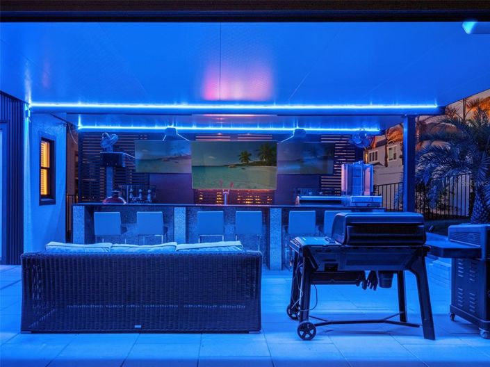 Image No.38-4 Bed Property for sale