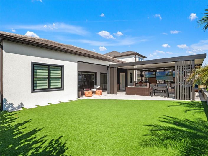 Image No.41-4 Bed Property for sale