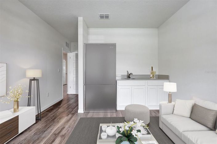 Image No.6-4 Bed Property for sale