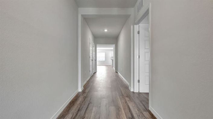 Image No.2-4 Bed Property for sale