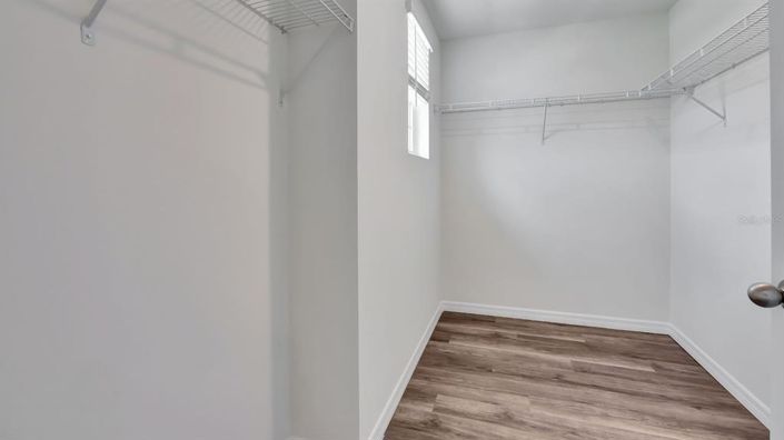 Image No.22-4 Bed Property for sale