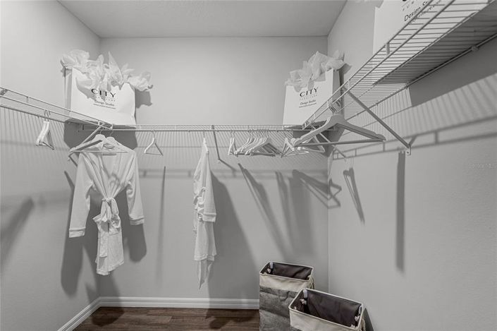 Image No.25-4 Bed Property for sale