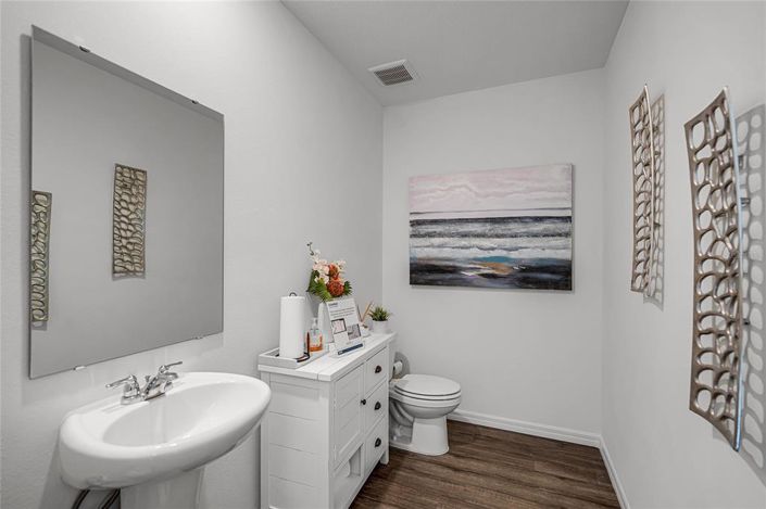 Image No.30-4 Bed Property for sale