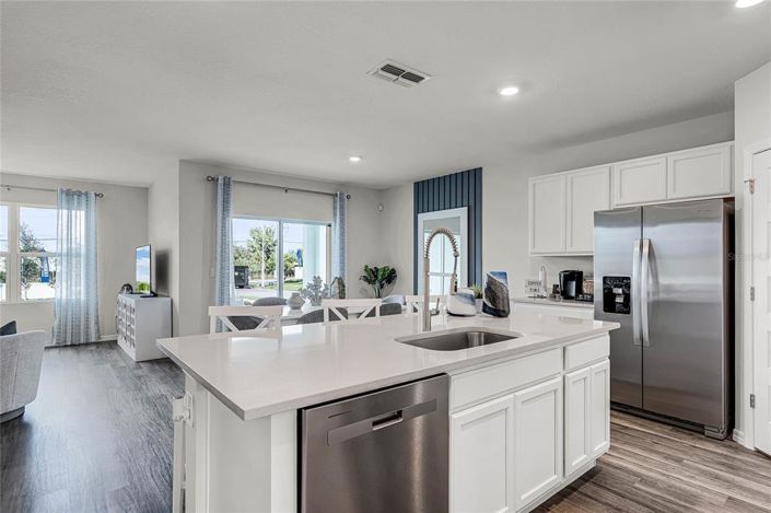 Image No.7-4 Bed Property for sale