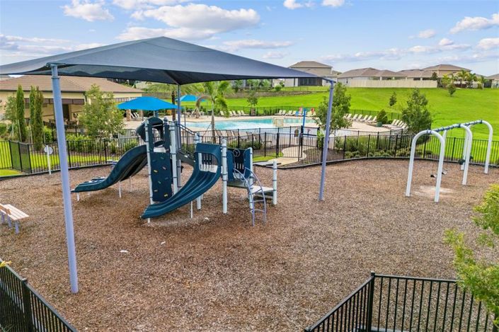 Image No.9-4 Bed Property for sale