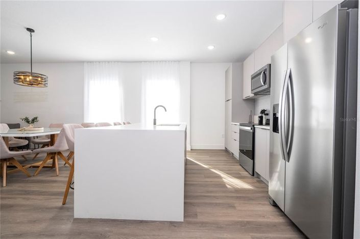 Image No.11-5 Bed Townhouse for sale