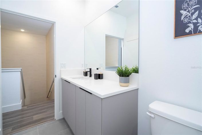 Image No.41-5 Bed Townhouse for sale