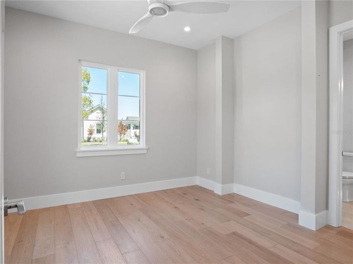 Image No.24-Propriété de 5 chambres à vendre à Oakland