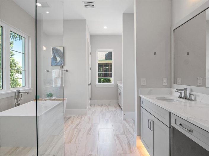 Image No.34-Propriété de 5 chambres à vendre à Oakland