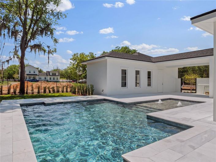 Image No.58-Propriété de 5 chambres à vendre à Oakland