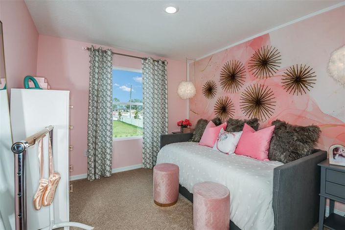 Image No.15-4 Bed Townhouse for sale