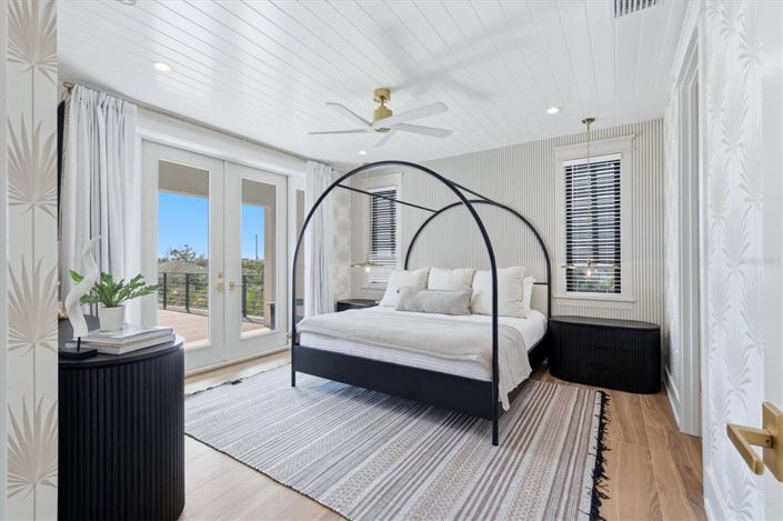 Image No.42-5 Bed Property for sale