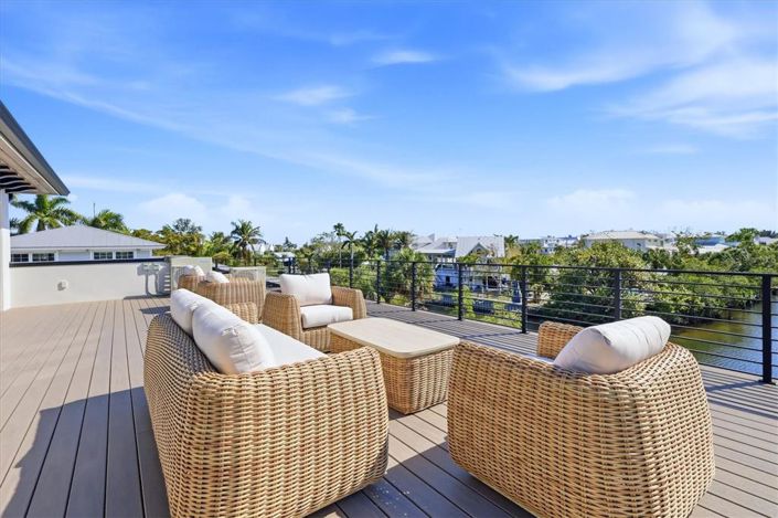 Image No.54-5 Bed Property for sale