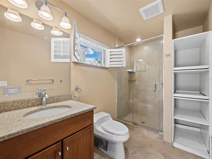 Image No.22-3 Bed Property for sale