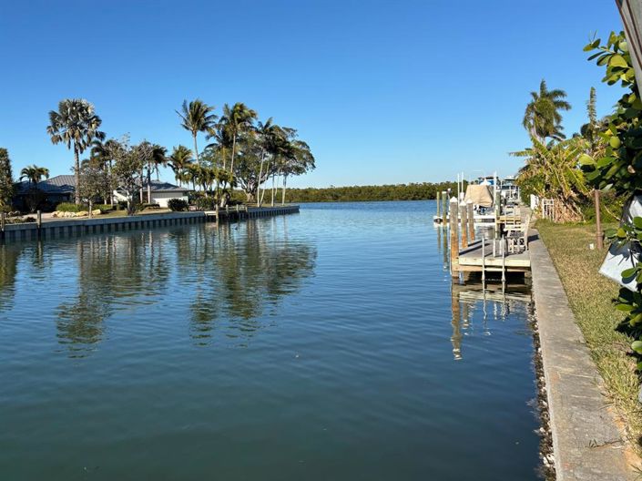 Image No.3-3 Bed Property for sale