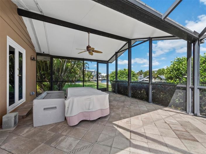 Image No.36-3 Bed Property for sale
