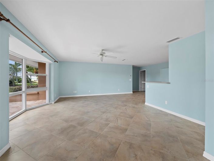 Image No.9-3 Bed Property for sale