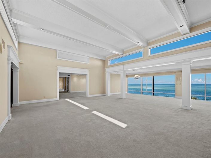 Image No.13-4 Bed Property for sale