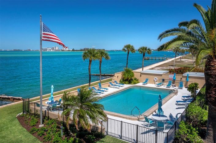 Image No.21-4 Bed Property for sale