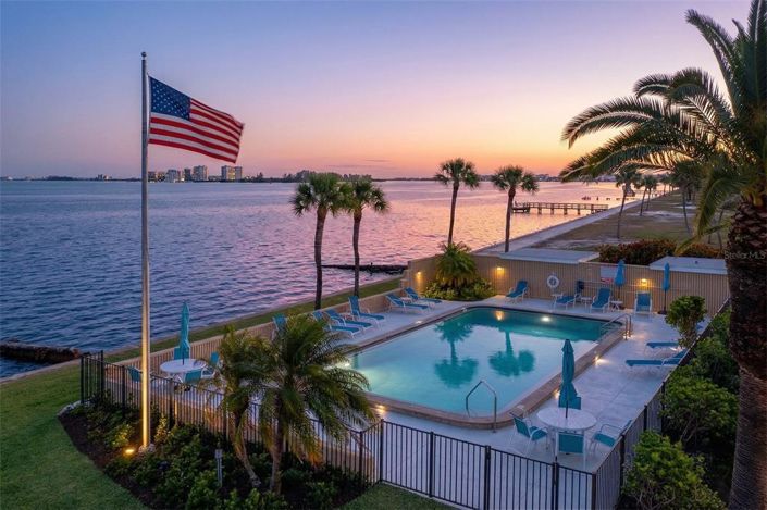 Image No.53-4 Bed Property for sale