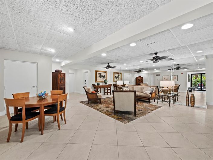 Image No.58-4 Bed Property for sale