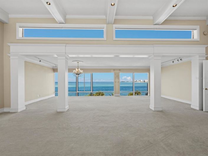 Image No.8-4 Bed Property for sale