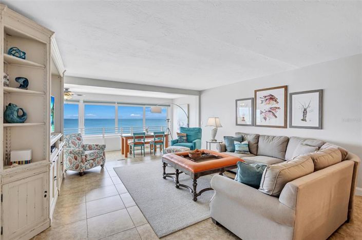 Image No.8-Propriété de 3 chambres à vendre à Sarasota